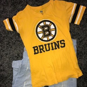Women’s Boston Bruins T shirt
